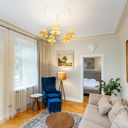 Maironio Art Deco Apartment Kaunas